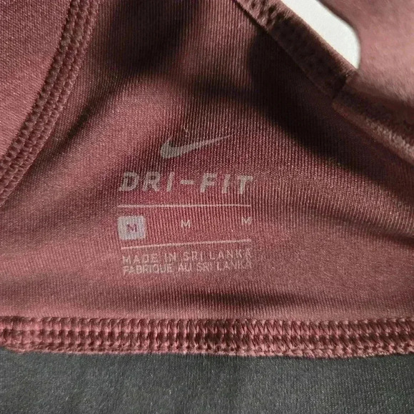 Nike Dri-Fit Sports Bra Womens Size Medium Burgundy Black Athleisure CD7… - Picture 5 of 9